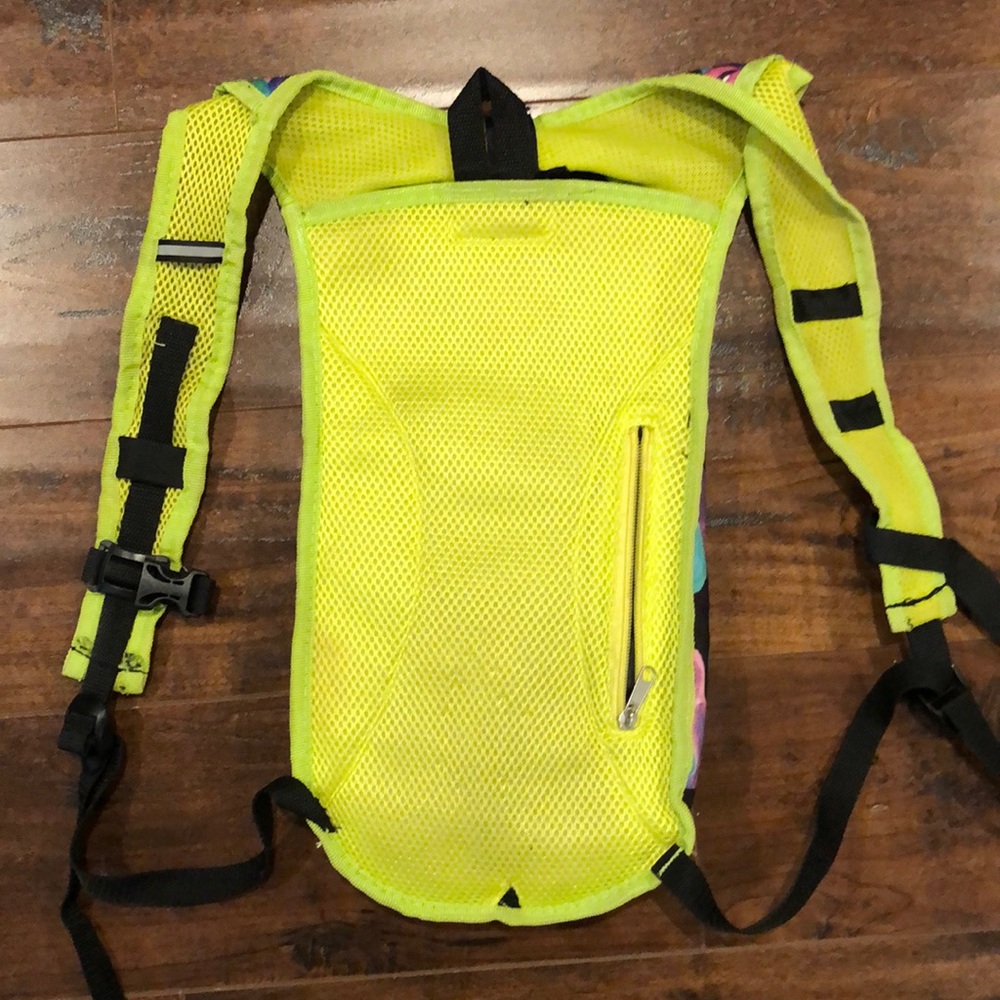 Water Backpack - Picture 2 of 2